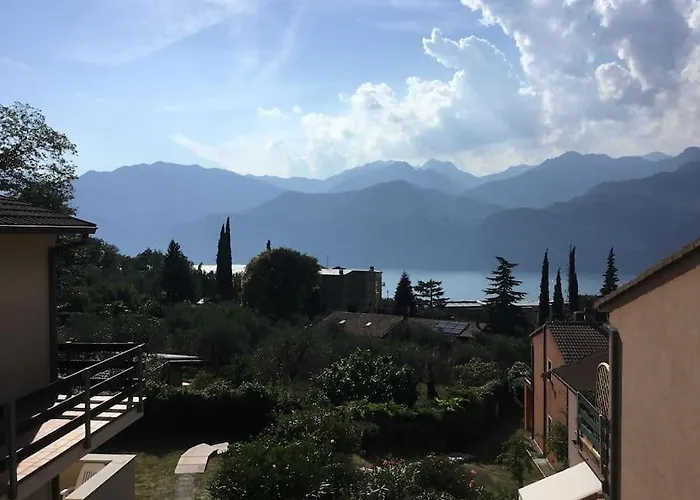 Lovely Wiev&pool * Malcesine