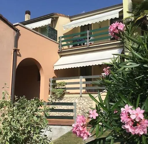 Casa de Férias Lovely Wiev&pool Malcesine